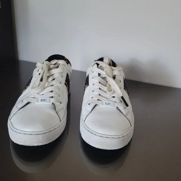 Michael Kors woman 7.5  sneakers - Picture 14 of 14